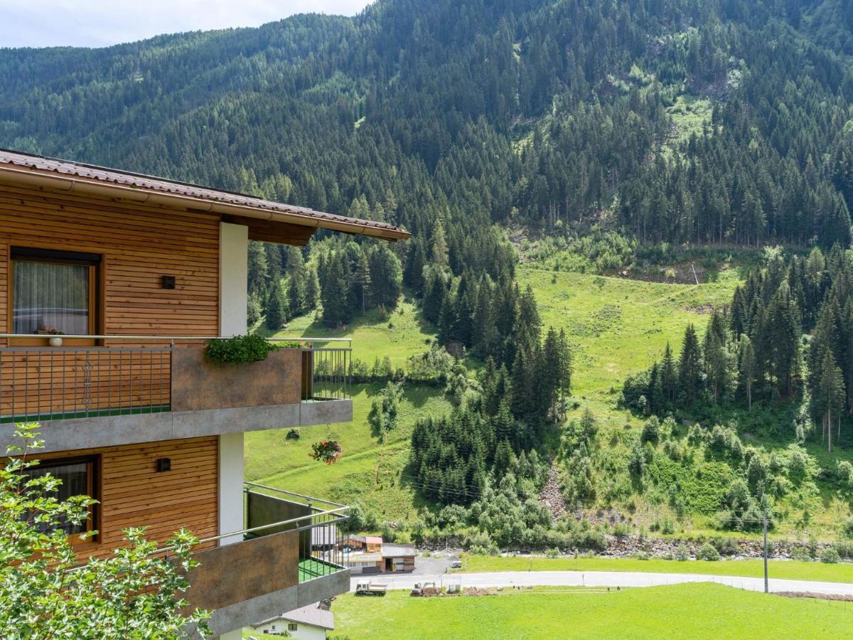 Land On The Kppl Mountain Chains Kappl  Esterno foto