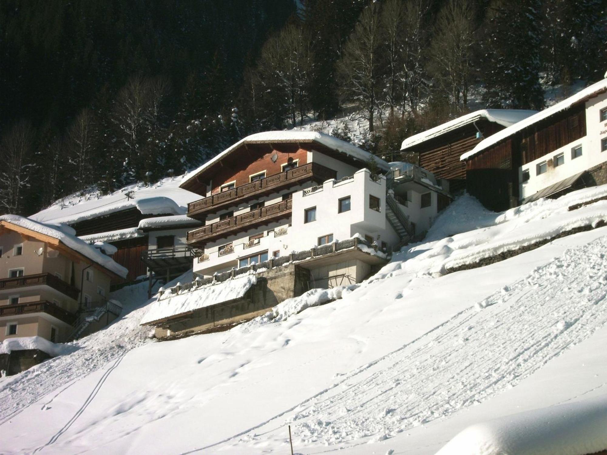 Land On The Kppl Mountain Chains Kappl  Esterno foto